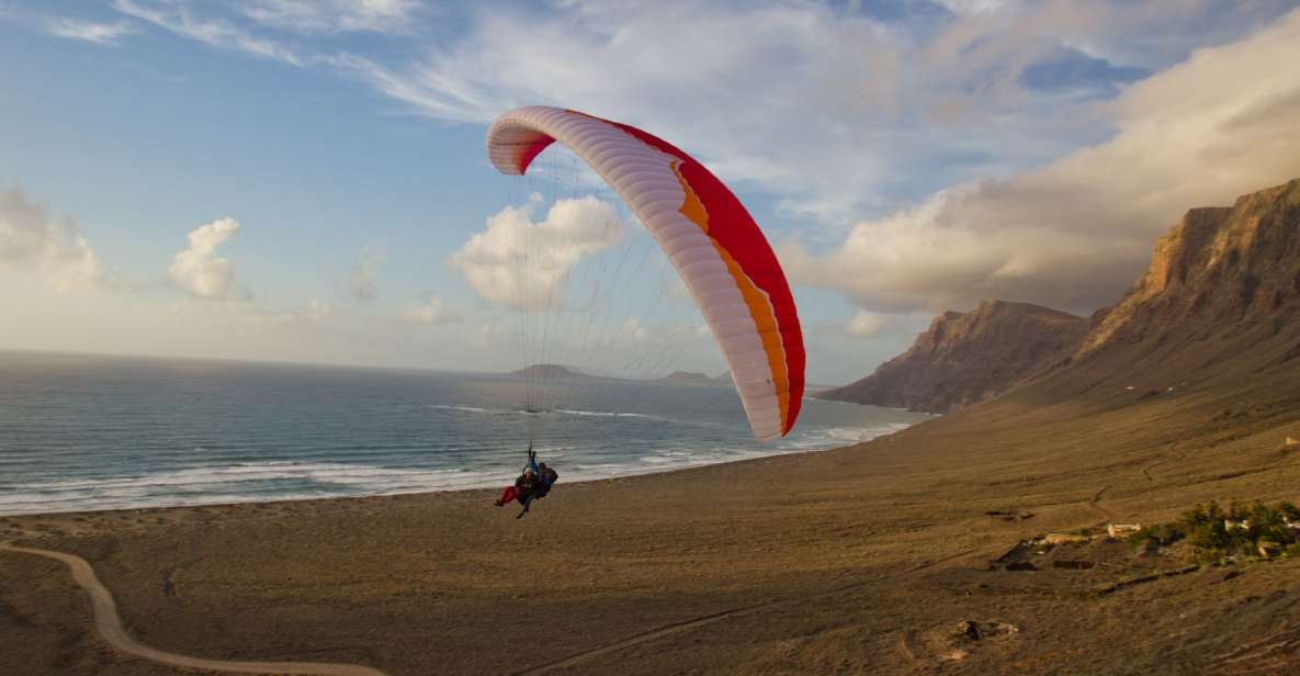 Lanzarote: Paragliding Flight With Video - Meeting Point