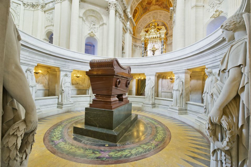 Les Invalides: Napoleons Tomb & Army Museum Entry - Museum Collections and Exhibits