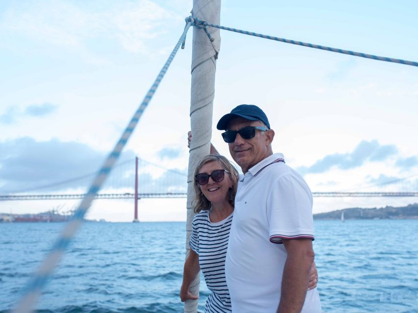 Lisbon: Private Boat Tour. Sailing Experience & Sunset. - Inclusions