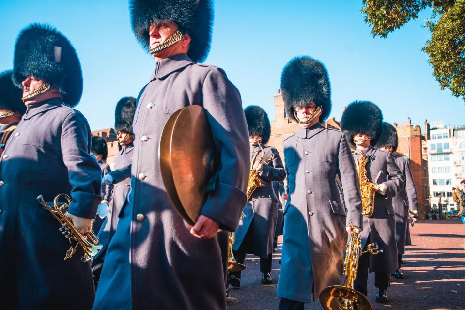 London: Changing of the Guard & Westminster Abbey - Experience