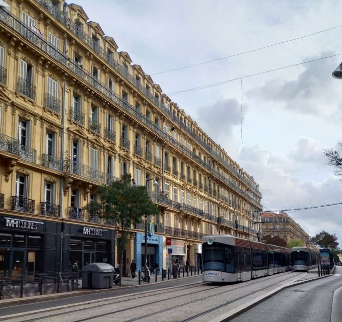 Marseille: Le Panier District 2-hour Guided Walking Tour - Meeting Point and Schedule