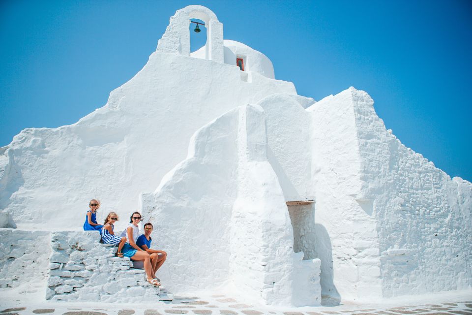 Mykonos: Private Photoshoot at Paraportiani Church - Full Description