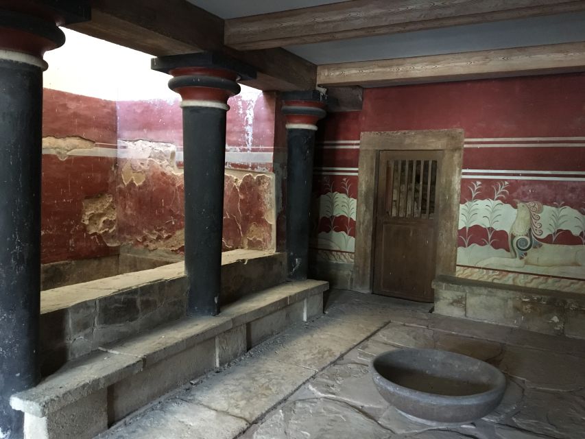 Palace of Knossos Small Group Tour - Important Information