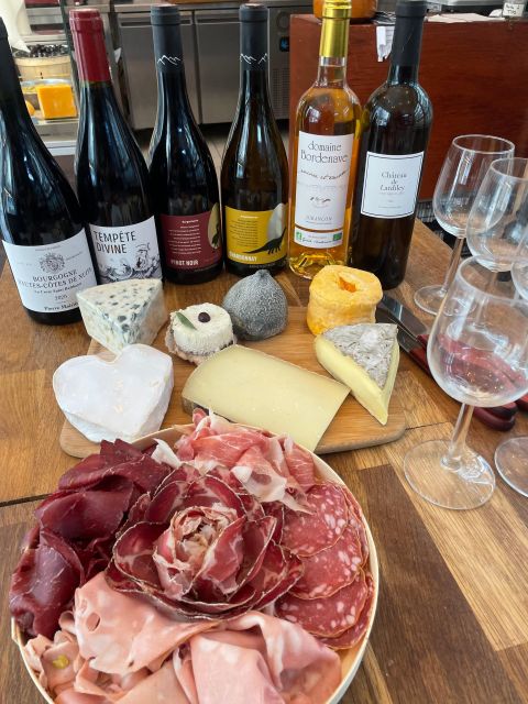 Paris: Cheese and Wine Tasting Experience in Montmartre - Wine and Cheese Pairing Essentials