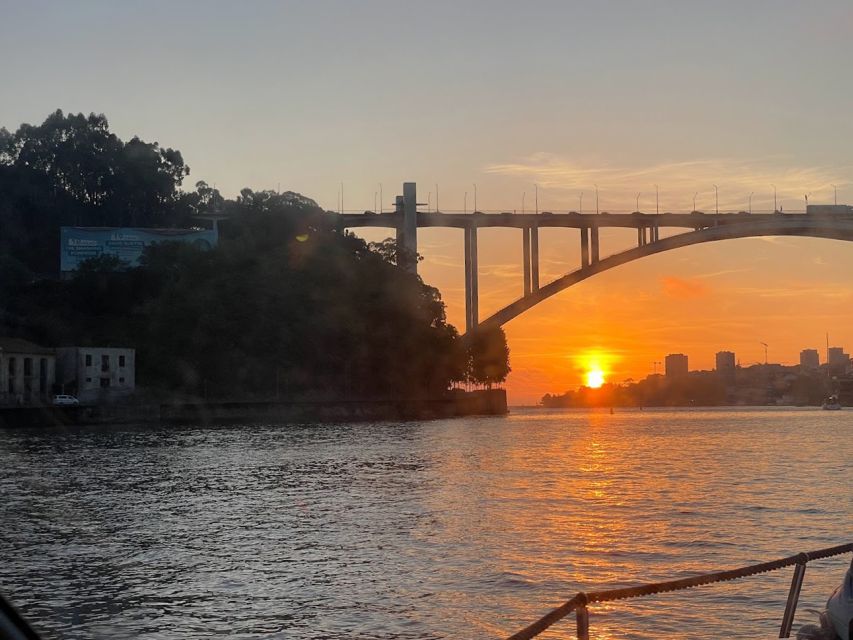 Porto; Sunset on the Douro River, Private 2H Boat Tour - Highlights