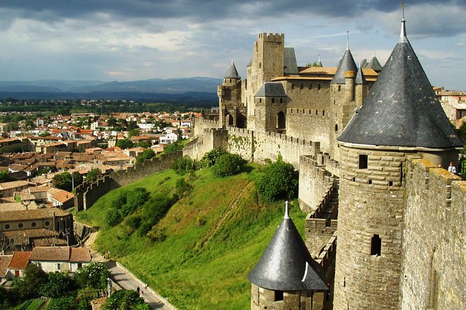 Private 2-Hour Walking Tour of Carcassone With Official Tour Guide - Tour Highlights