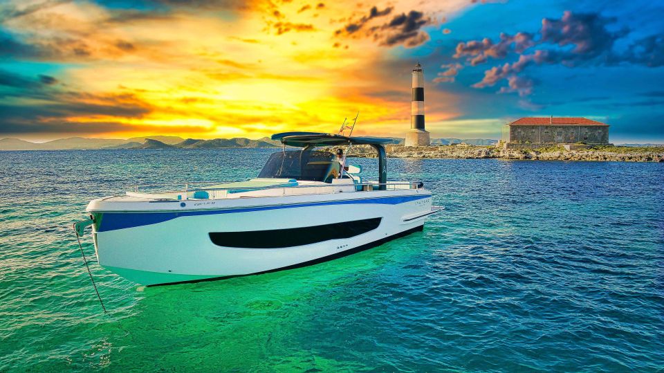 Private and Luxury Boat Day Tour Around Ibiza and Formentera - Description