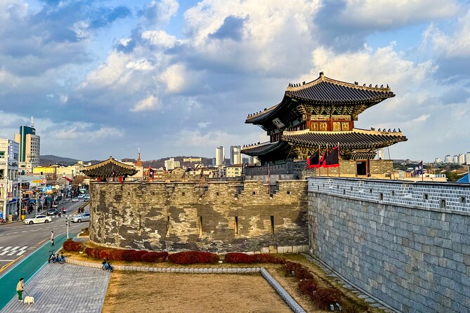 Private Day Trip to Korean Folk Village and Hwaseong Fortress - Tour Details and Requirements