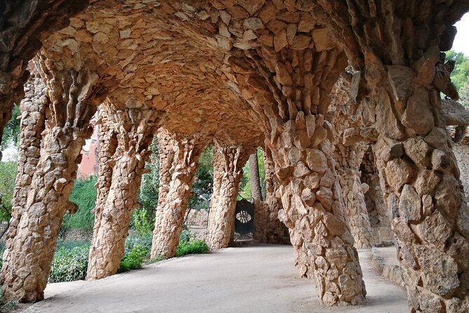 Sagrada Familia & Guell Park Small Group Tour With Drink & Tapa - Additional Info