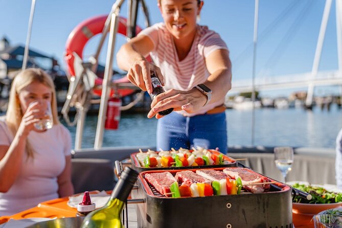 Self-Drive BBQ Boat Hire Mandurah - Group of 3 - 6 People - Meeting and Pickup Information