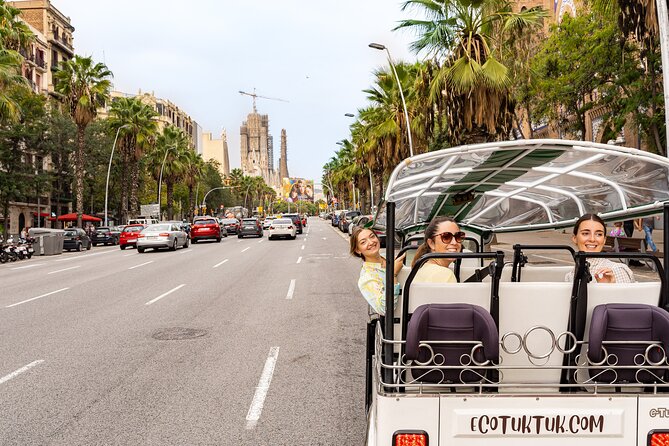 Tour of Historic Barcelona in Private Eco Tuk Tuk - Historical Landmarks Visited