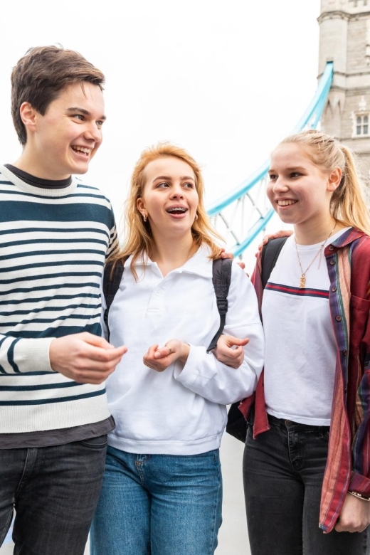 Tower of London Tickets and Jack the Ripper Ghost Tour - Tour Experience