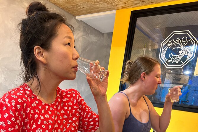 Traditional Soju Class and Makgeolli Tasting in Seoul - Behind the Scenes of Soju