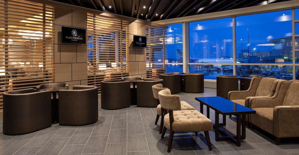 Vancouver International Airport (YVR): Premium Lounge Entry - Cancellation Policy and Duration