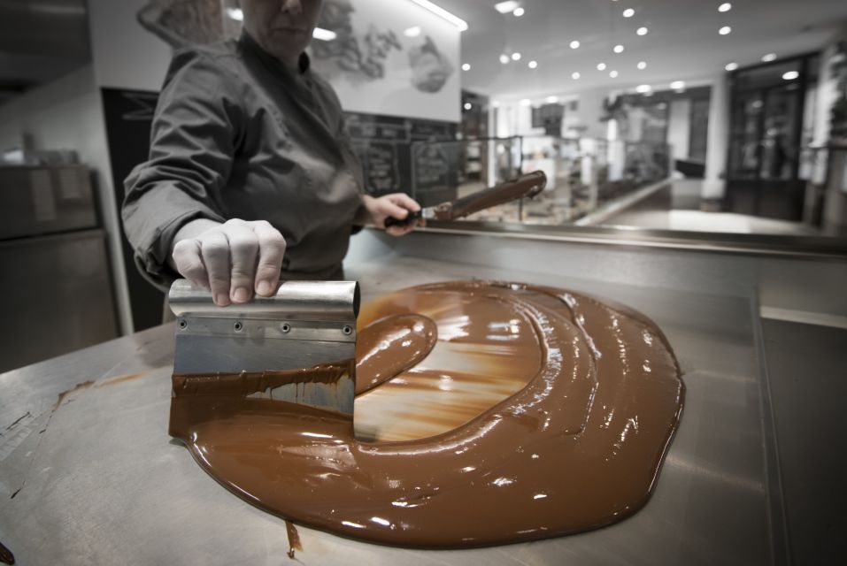 Venice: 2 Hour Chocolate Workshop With Master Chocolatier - Pricing and Inclusions