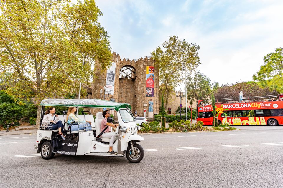 Barcelona: Private City Tour by Eco Tuk Tuk - Important Information