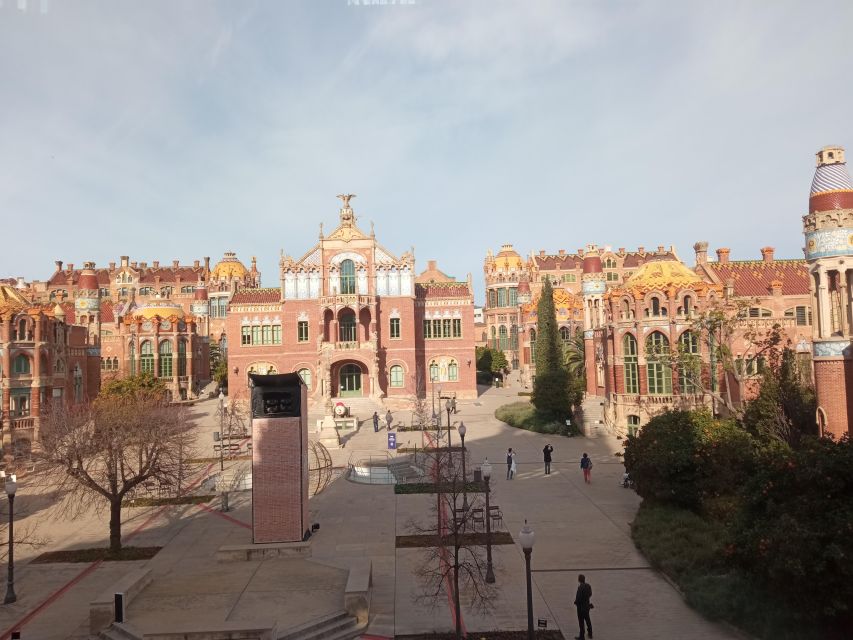 Barcelona: Sant Pau and Casa Batllo Guided Tour - Description