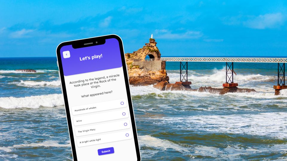 Biarritz: City Exploration Game & Tour on Your Phone - Solving Quizzes and Learning Facts