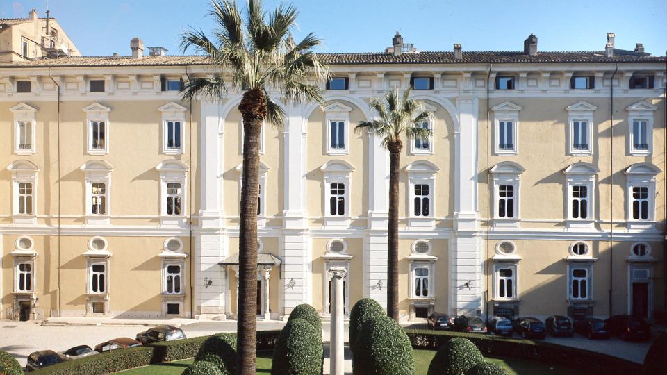 Colonna Palace Private Tour - Inclusions Provided