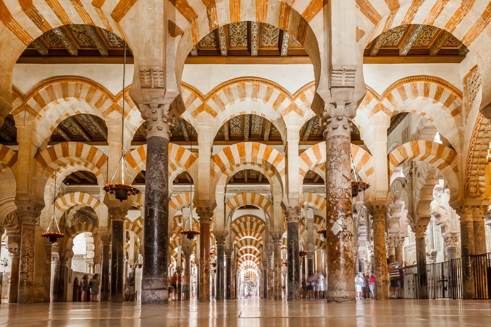 Córdoba: 2-Hour Private Mosque & Jewish Quarter Tour - Meeting Point Details