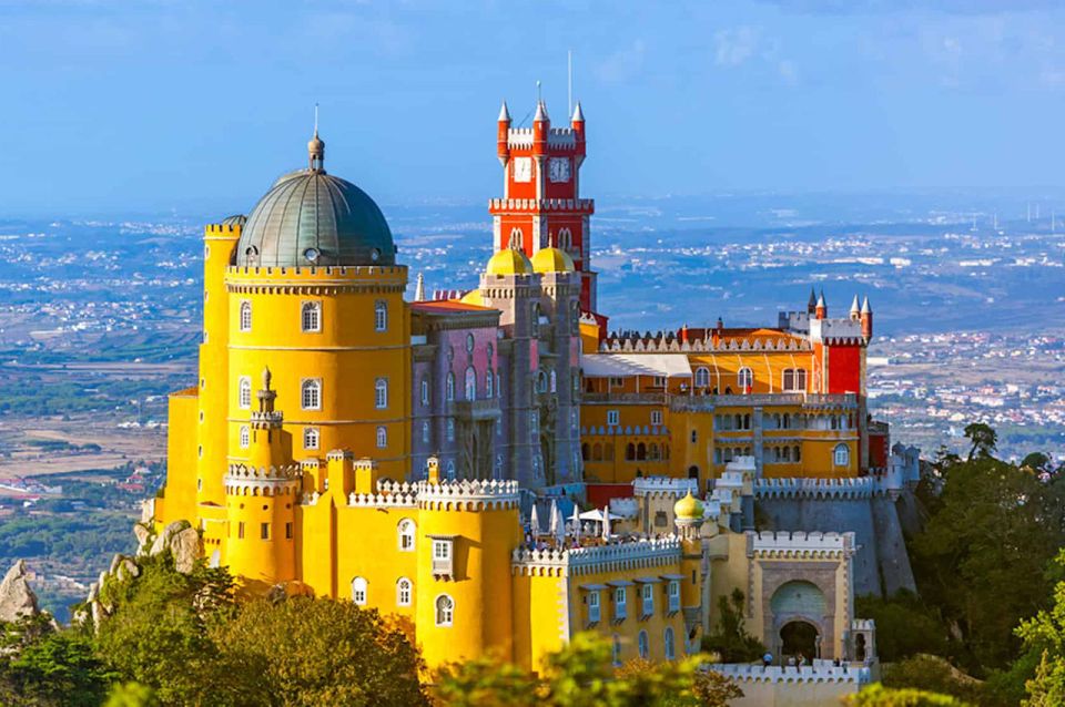 From Lisbon: Sintra With Pena Palace and Cabo Da Roca by 4WD - Experience