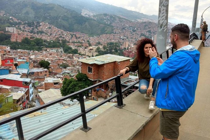 Full Day Private Medellin City Tour and Fernando Boteros Plaza - Common questions