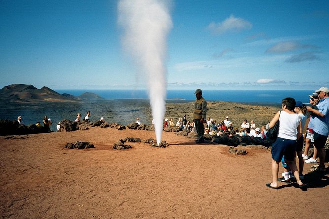 Guided Tour: Timanfaya National Park and La Geria With Pick-Up - Customer Reviews and Ratings