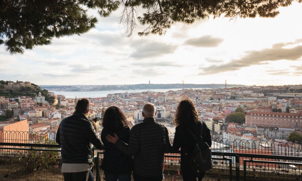 Lisbon: 4-Hour Private Guided Tuk-Tuk Tour - Important Information for Participants