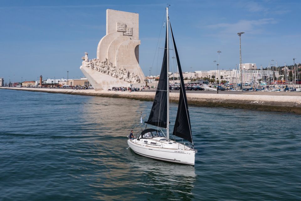 Lisbon: Private Sailboat Tour on the Tagus at Sunset - Customer Reviews