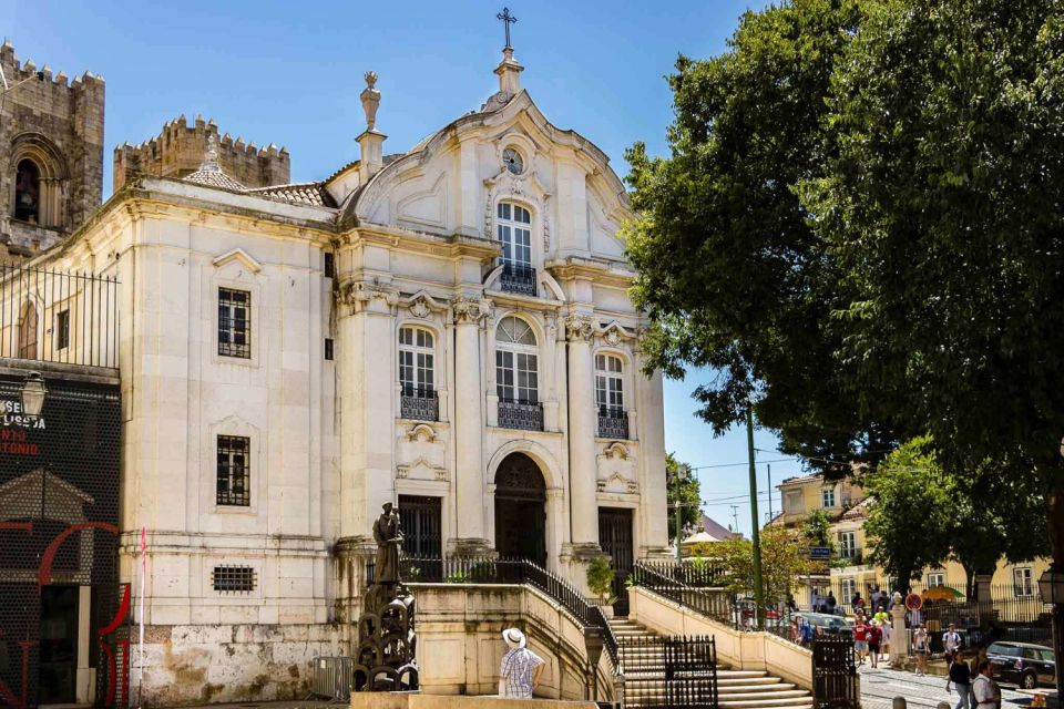 Lisbon: Private Sightseeing Tour in a Vintage Tuk Tuk - Customer Reviews