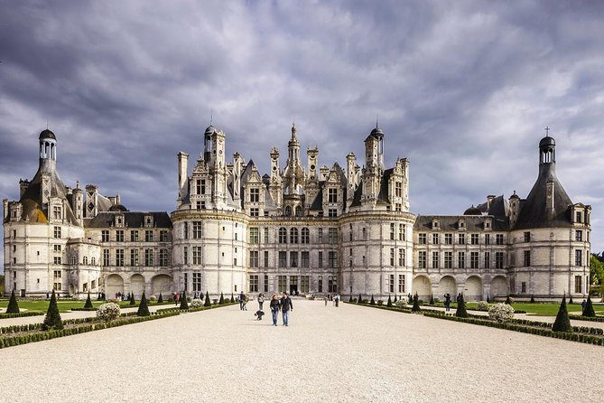 Loire Valley 2 Full Days Private Tour All Inclusive From Paris by TGV Train. - Meeting Point and Pickup