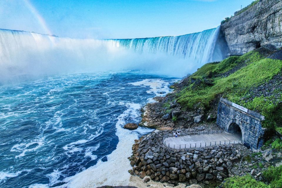 Luxury Private Niagara Falls Tour, Boat, Journey & Skylon - Scenic Views and Private Experience