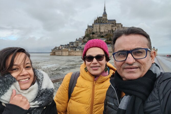 Mont Saint Michel Private VIP Tour With Champagne From Paris - VIP Experience Highlights