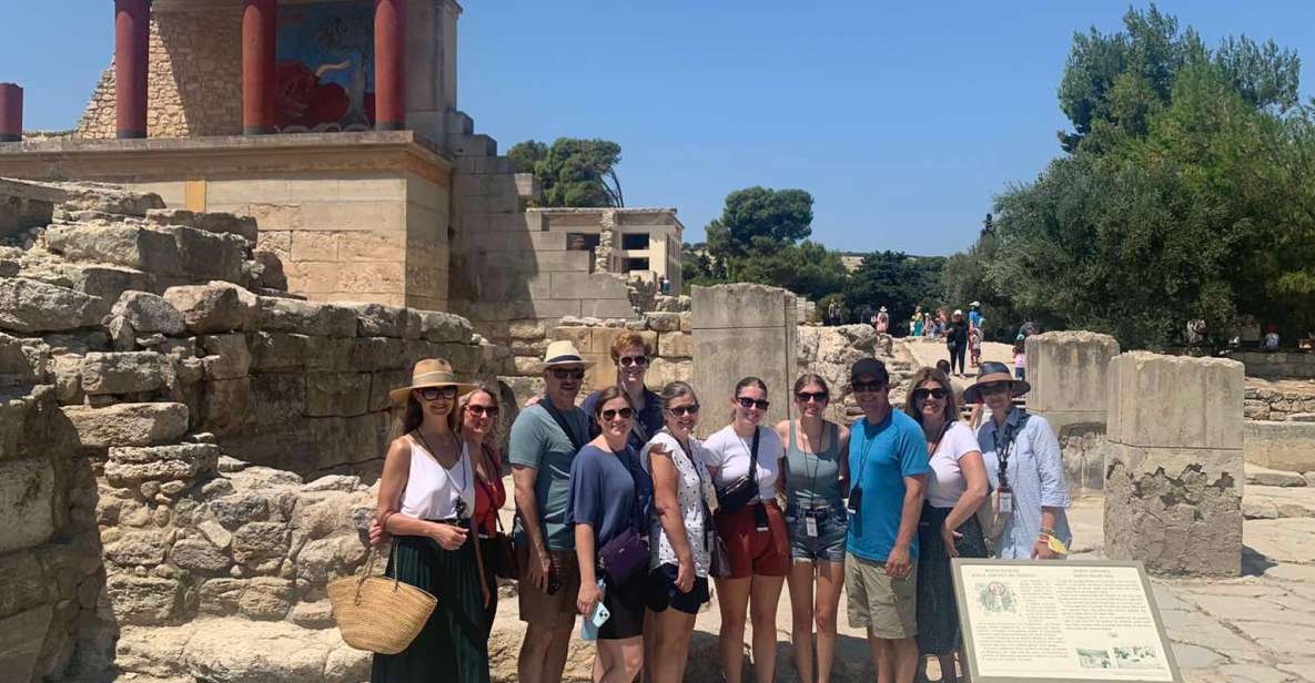 Palace of Knossos Small Group Tour - Experience