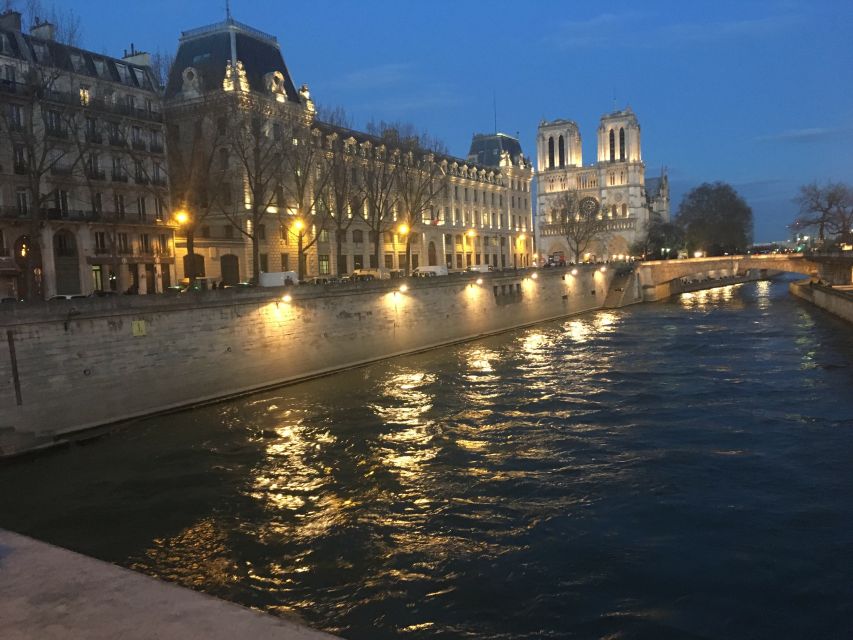 Paris: Happy Hour Evening Cruise on the Seine River - Common questions