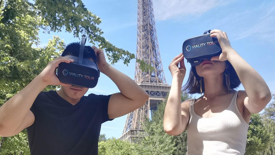 Paris : Immersive Eiffel Tower Tour With Virtual Reality - What to Expect From the Tour