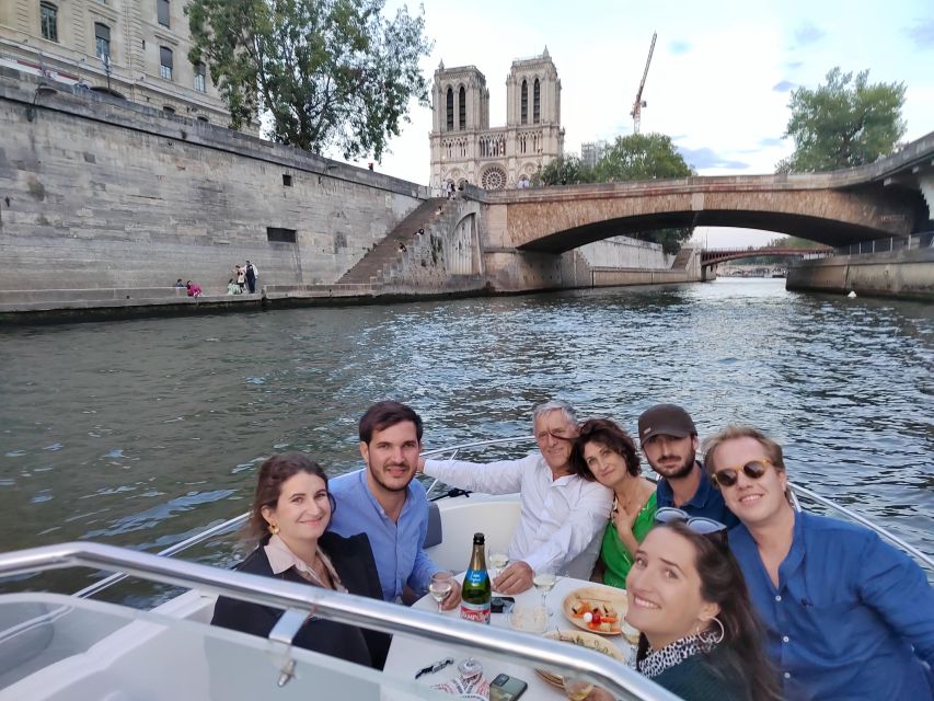 Paris Private Boat Seine River Start Near Eiffel Tower - Communication and Contact