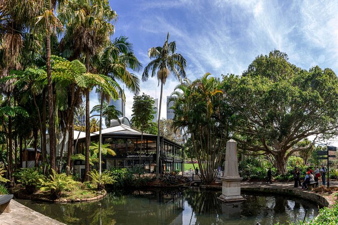 Picnic in the Royal Botanic Gardens for 2 - Essential Experience Details