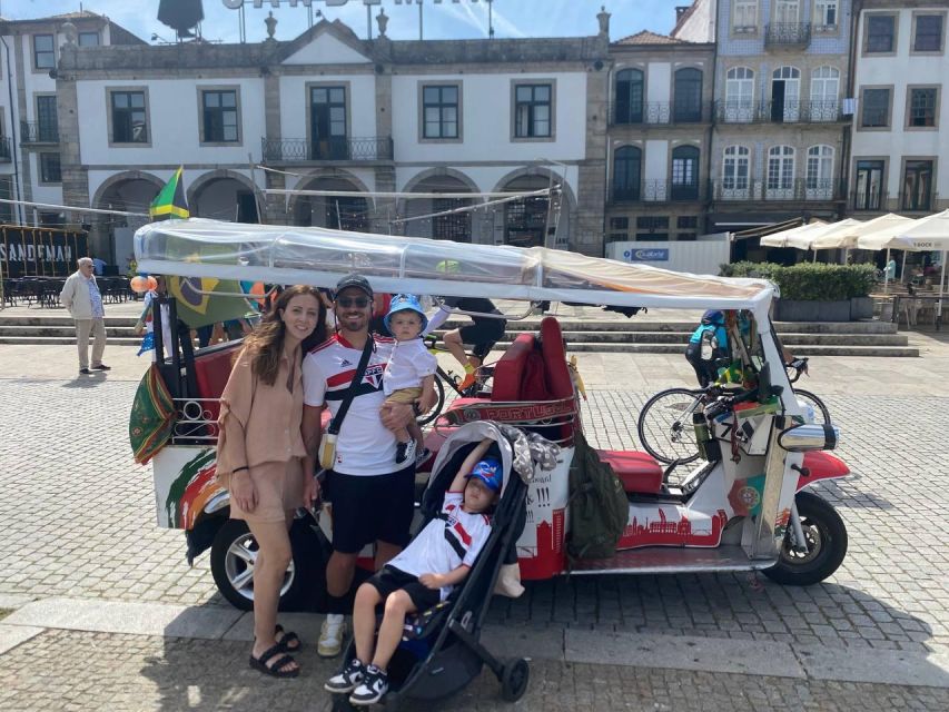 Porto: Tuk Tuk Tours With Wine Tasting - Local Delicacies Sampling