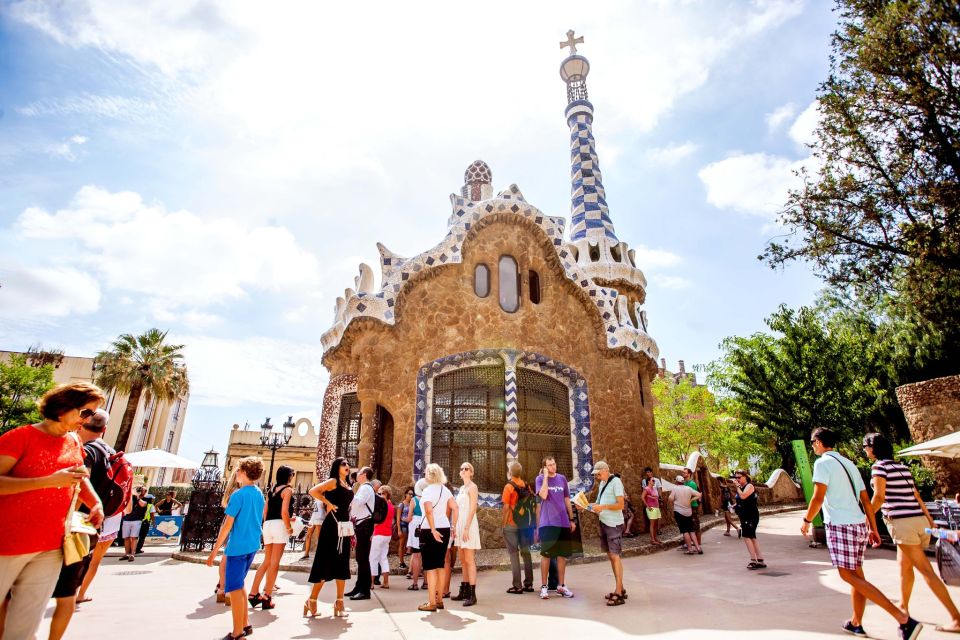 Private Barcelona Tour With Optional Skip-The-Line Tickets - Inclusions and Exclusions