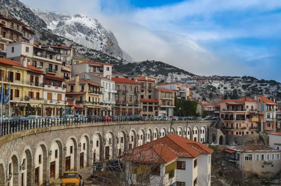 Private Tour From Athens to Delphi & Arachova by VIP Minibus - Important Details