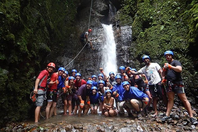 Pure Trek Canyoning and Waterfall Rappelling Tour in La Fortuna - Thrilling and Adventurous Tour