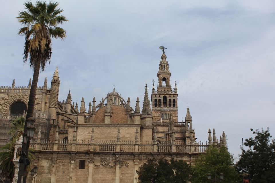 Seville: Major Landmarks Private Tour - Common questions