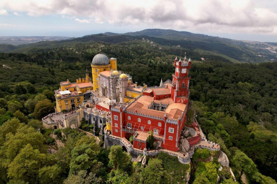 Sintra: Pena Palace. Regaleira. Cabo Da Roca & Cascais - Tour Inclusions