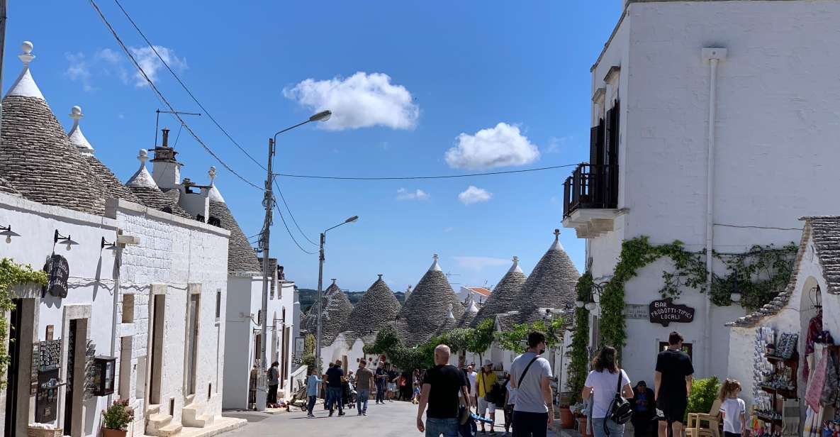 Tour Polignano, Alberobello, Locorotondo, Martina Franca - Common questions