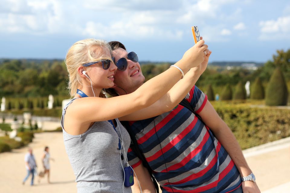 Versailles: Guided Versailles Palace Tour and Gardens Option - Meeting Details