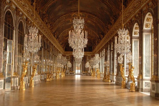 Versailles Private Day Excursion With Palace, Gardens & Trianon - Logistics and Pickup Information