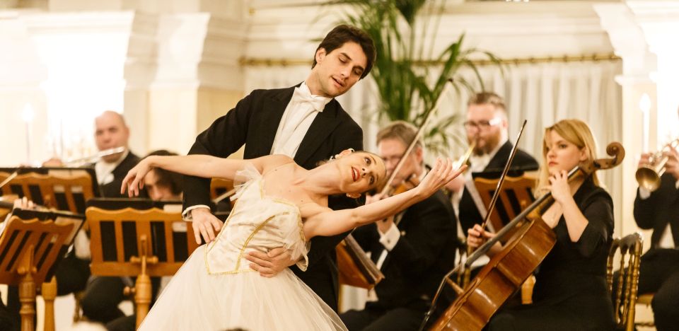 Vienna: Strauss & Mozart Christmas Gala at Kursalon - Booking Information