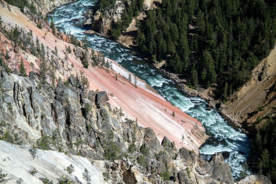 Yellowstone: Self-Driving Audio Tour From West Entrance (EN) - Additional Information