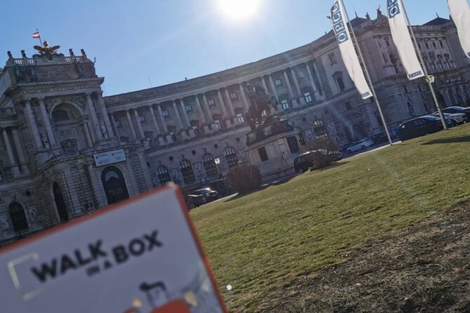 A Box for a Romantic Walk in the City Center of Vienna - Common questions